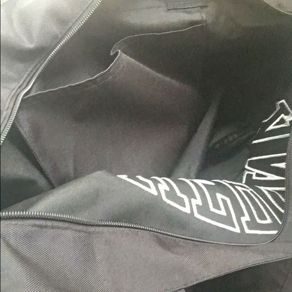 New VS PINK 2022 Black with Plaid Logo Weekender Tote Shoulder Bag - Picture 6 of 7